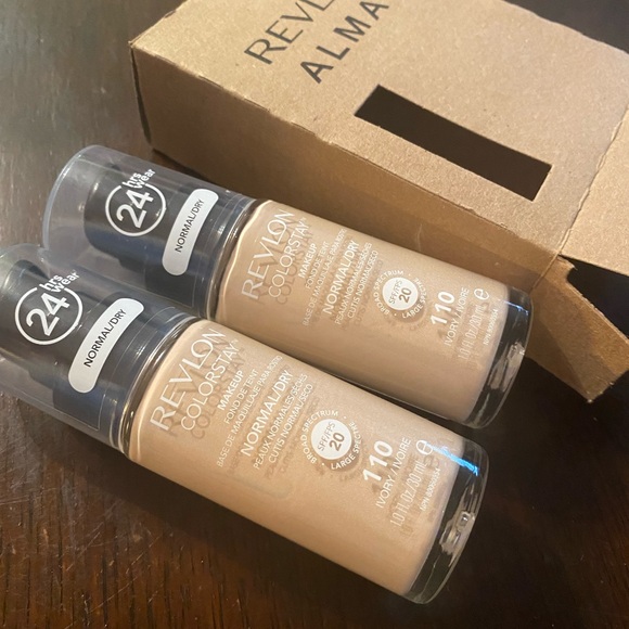 New revlon foundation #110 - Picture 7 of 13